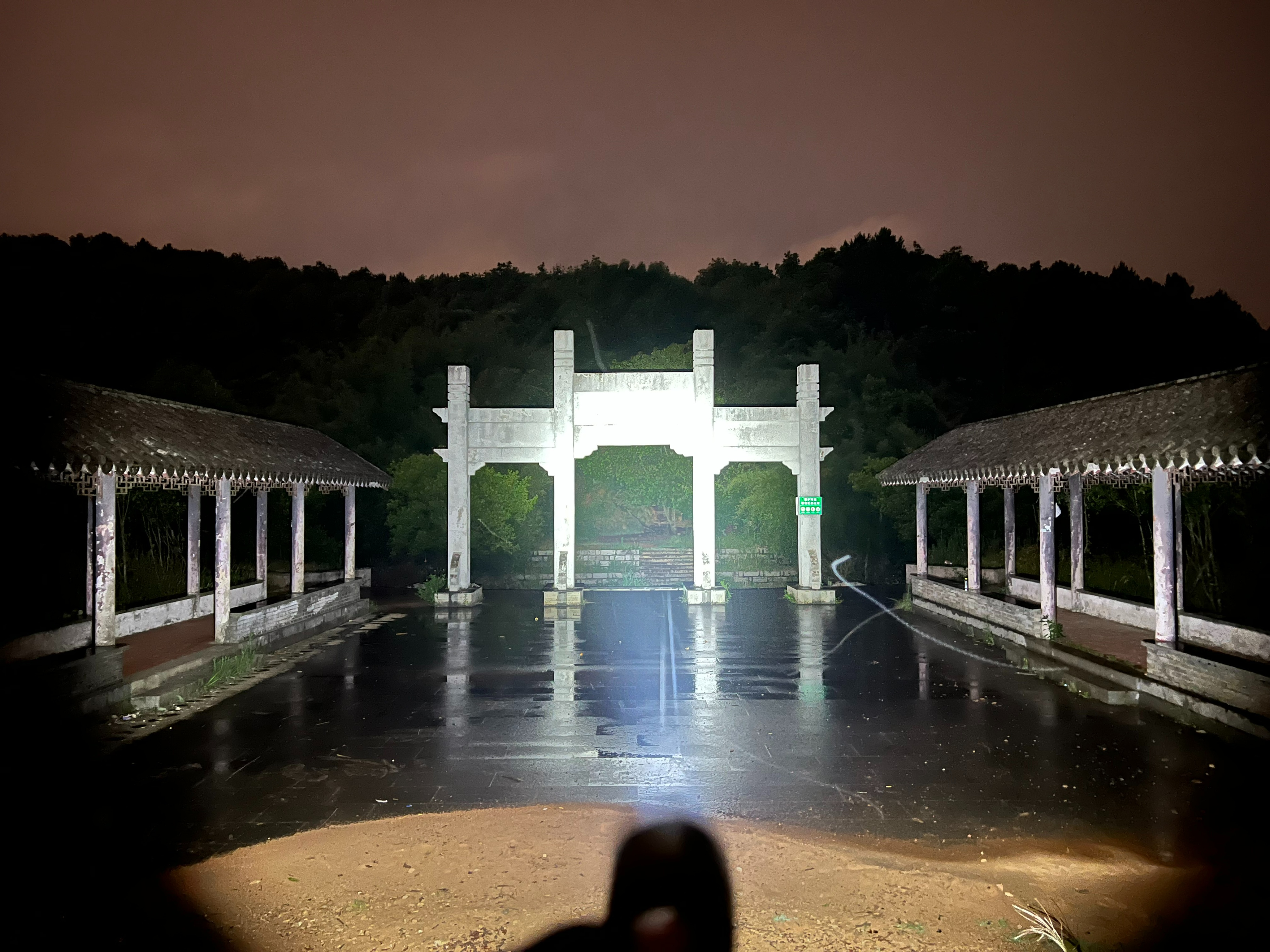 fenixtk22手电评测,fenixtk20uev2.0战术手电