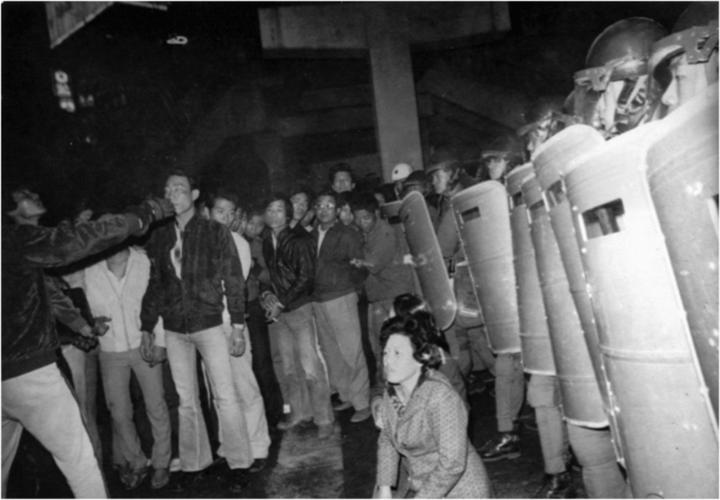 被压迫被奴役的悲惨命运,被压迫百年的美国人