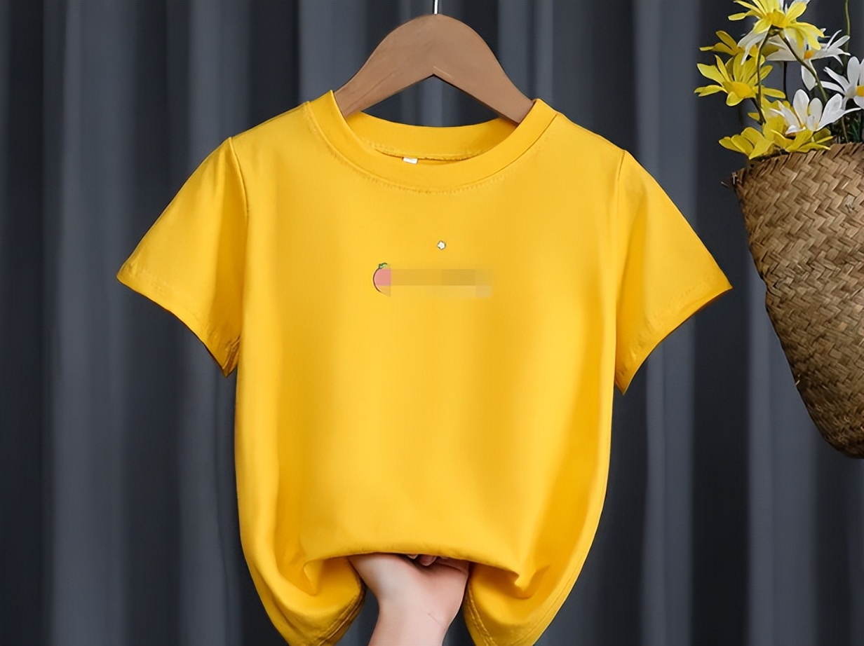 夏天给孩子穿衣服的小技巧,夏天给娃穿衣有讲究吗