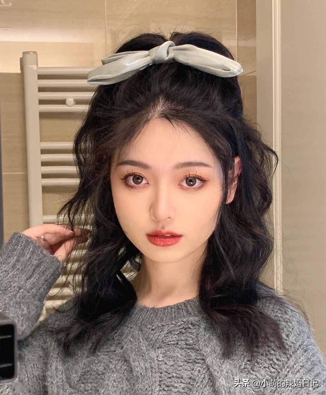 脸圆又大减龄适合什么发型,脸大脸圆的女生适合什么发型教程