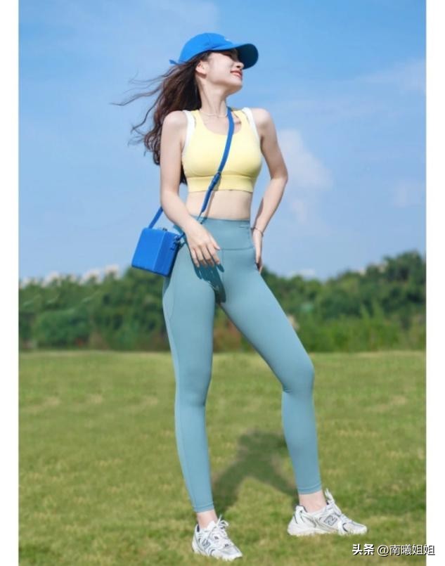 t恤衣服流行女士,t恤衣服流行