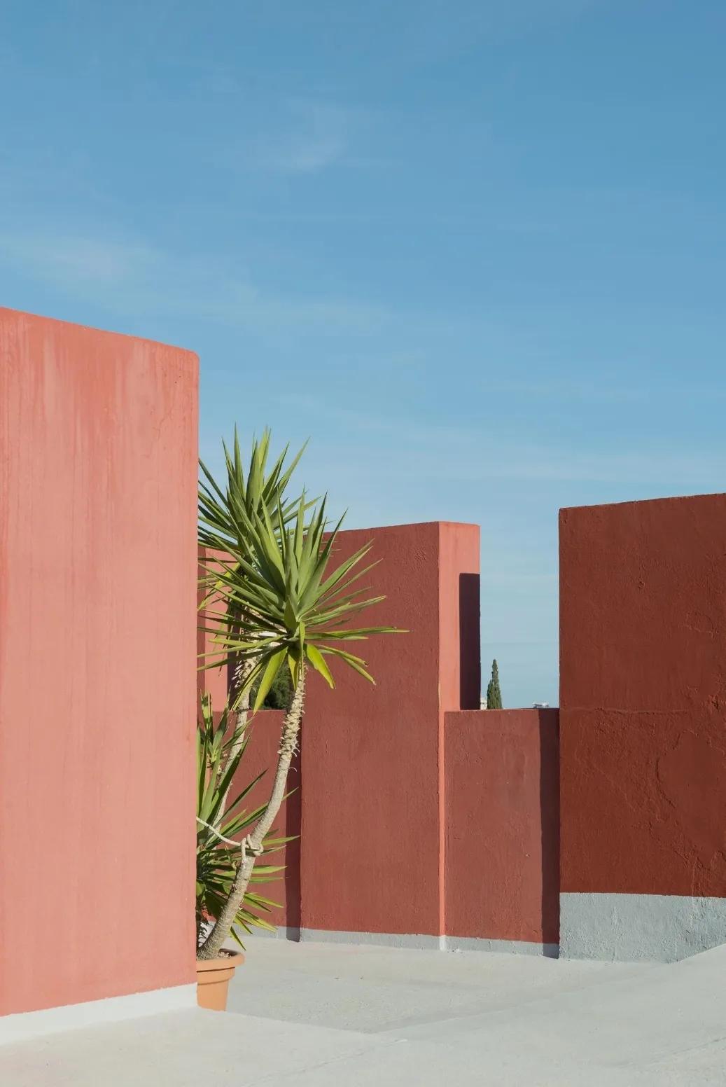 西班牙鬼才建筑师的梦幻世界,西班牙鬼才