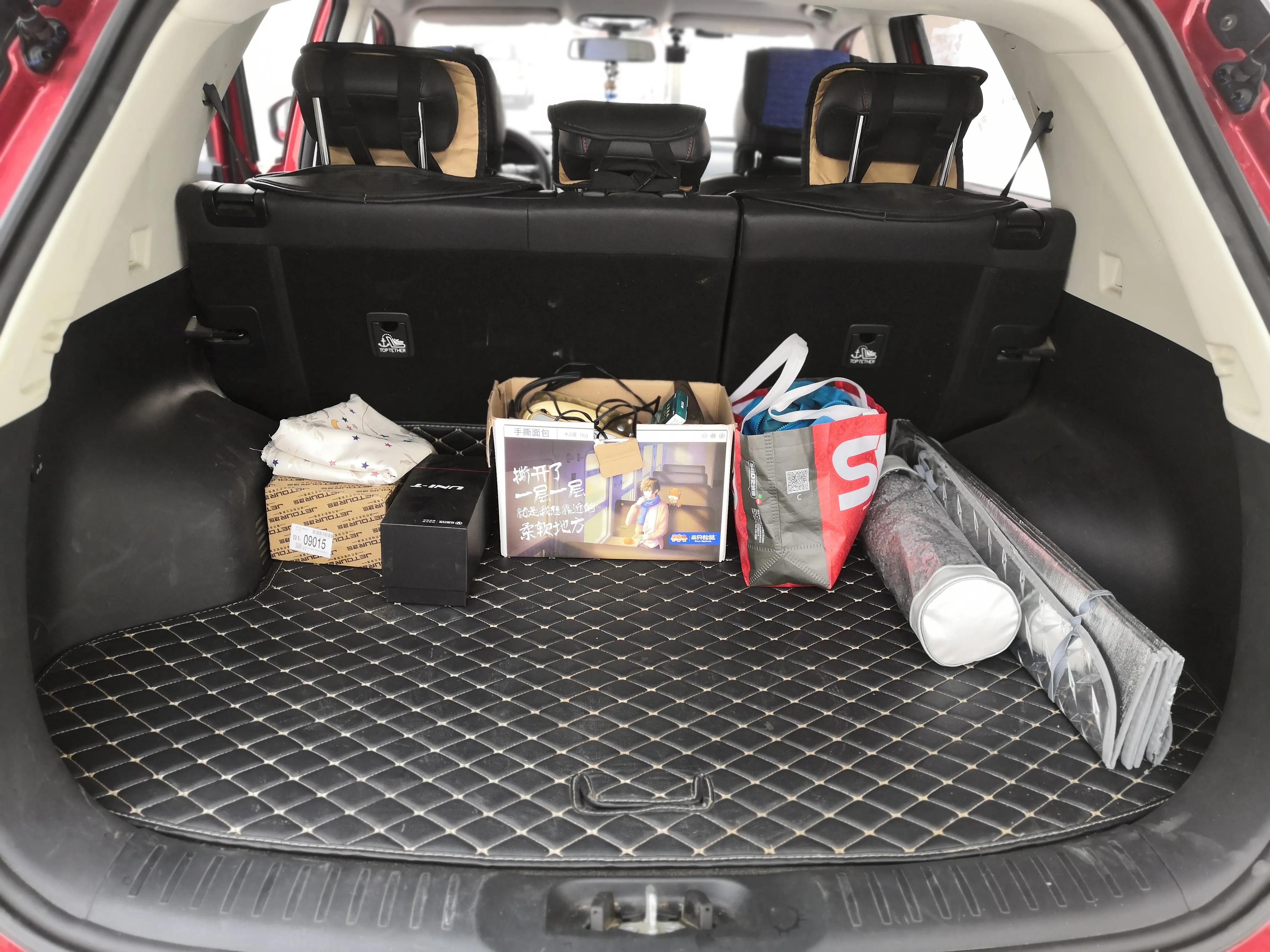 后备箱可以加装什么,汽车后备箱垫子选什么颜色好打理