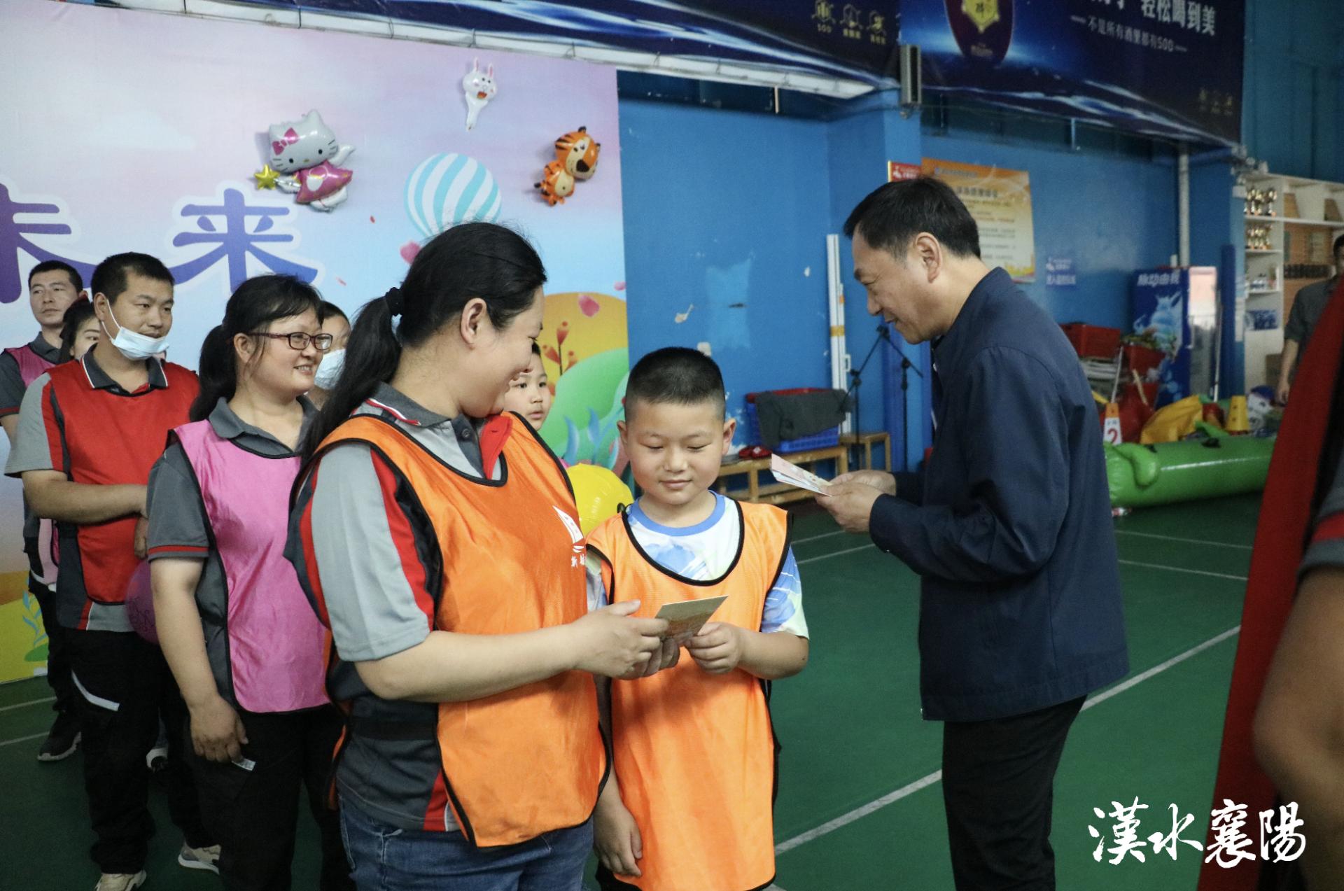 区总工会学习工会十八大会议精神,襄城区总工会