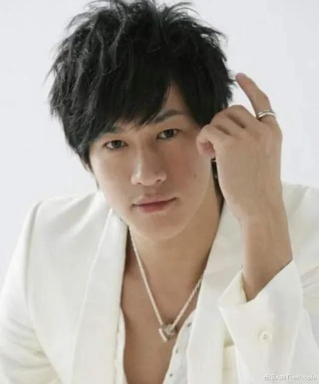 男明星光头对比,男星秃头前后对比