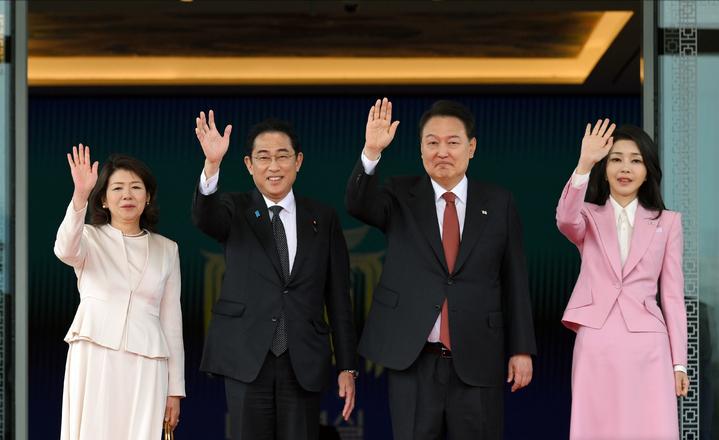 韩国第一夫人访美造型,韩国第一夫人生活装