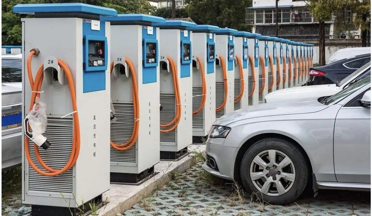 一次二手车交易,扯下电动车的“遮羞布”,北京越野凭啥保值第一