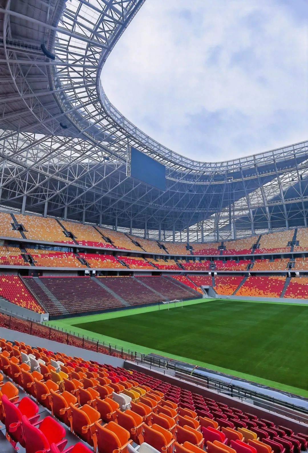 重庆龙兴亚洲杯足球场最新消息,龙兴足球场5月份活动表