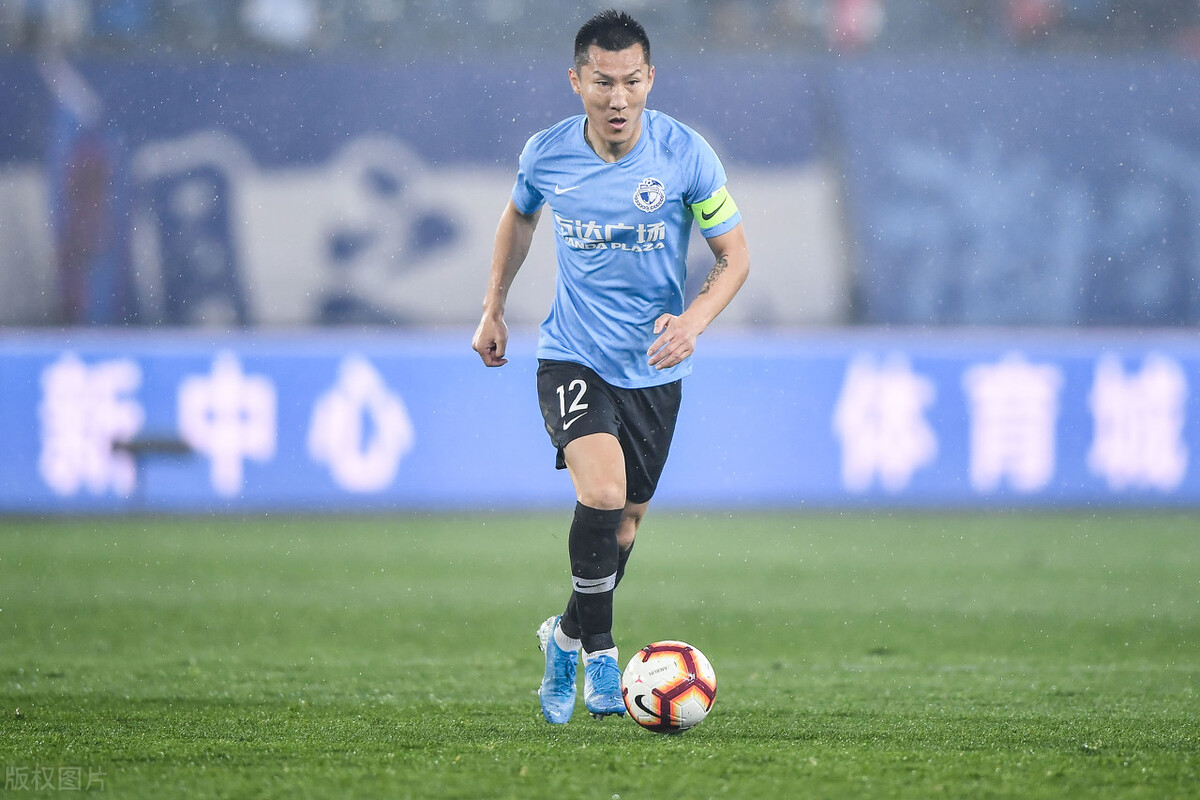 中超大连一方周挺上场了吗,中超恶人周挺