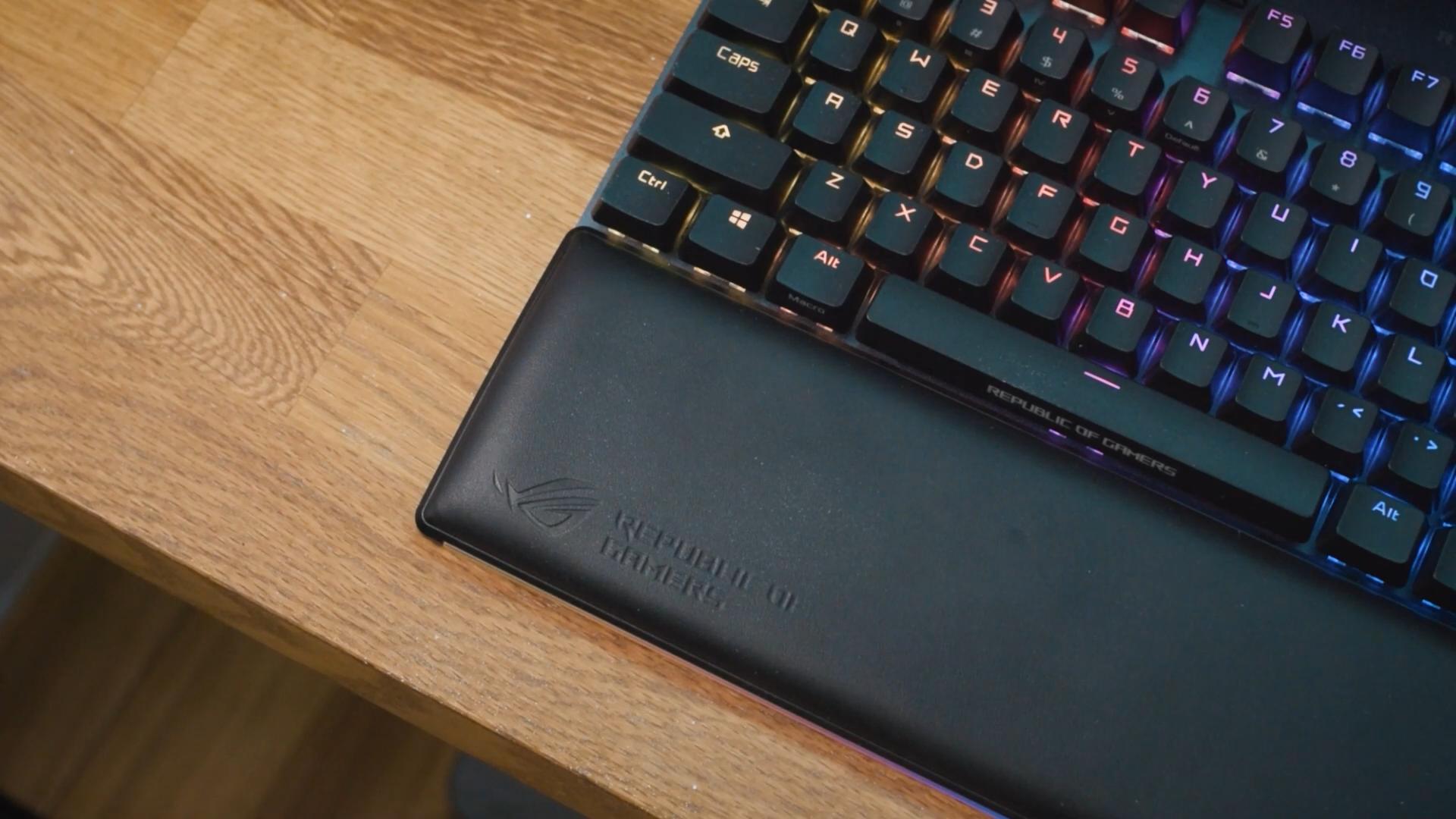 rog耀光2幻键盘值得买吗,华硕rog耀光键盘