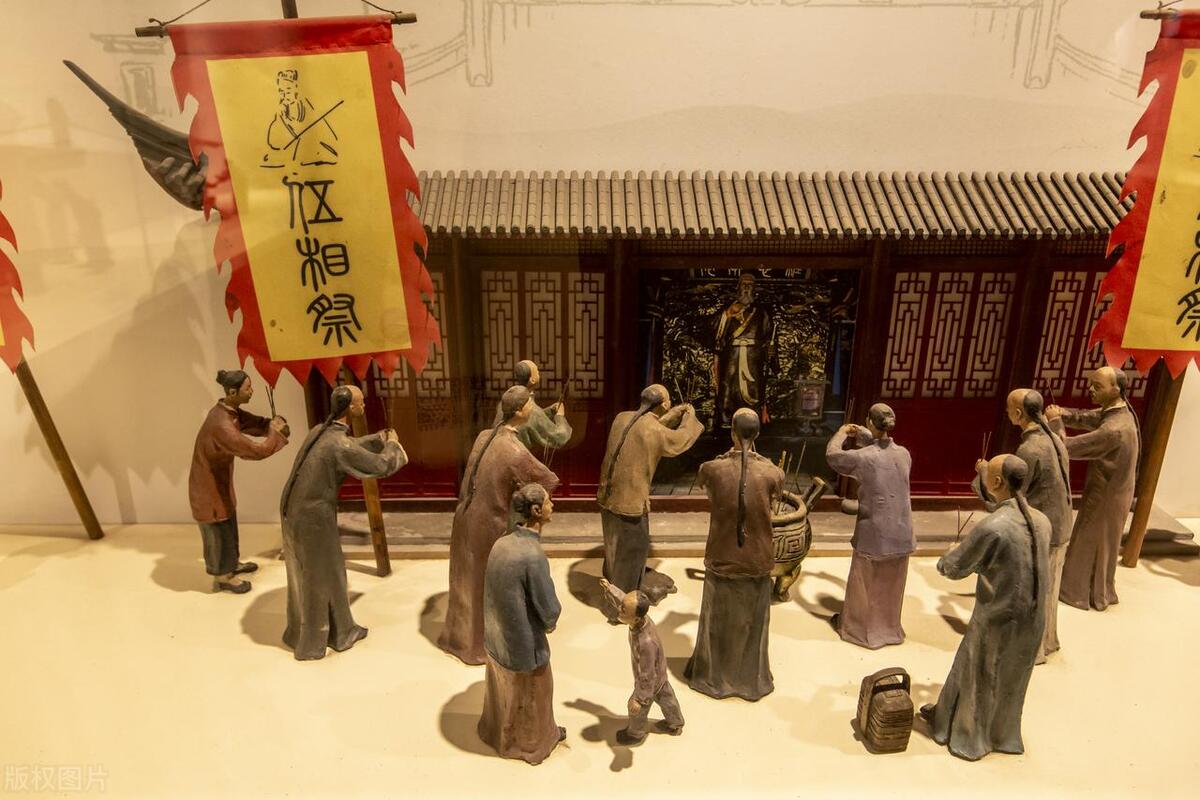 端午节的由来它有哪些风俗和讲究,端午节由来的不同说法和习俗