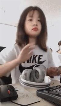 好不容易把钱还完了,好不容易把债还完了