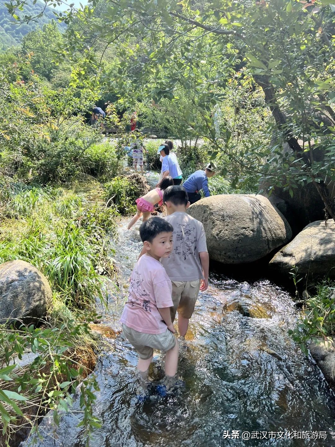 嬉水节攻略,溪谷露营旅游攻略