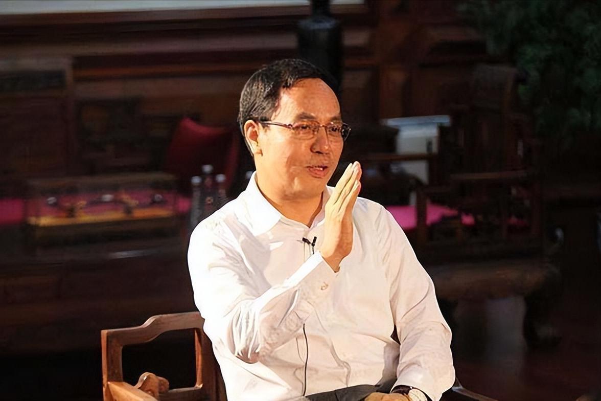 汉能集团李河君低调发家史,汉能集团最新掌舵人