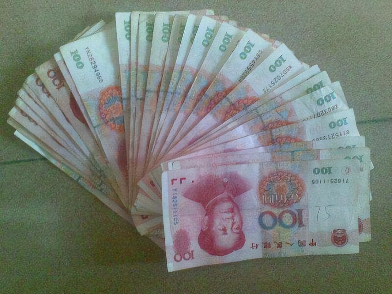 浙江女富豪宾利姐嫁人了吗,浙江第一宾利姐