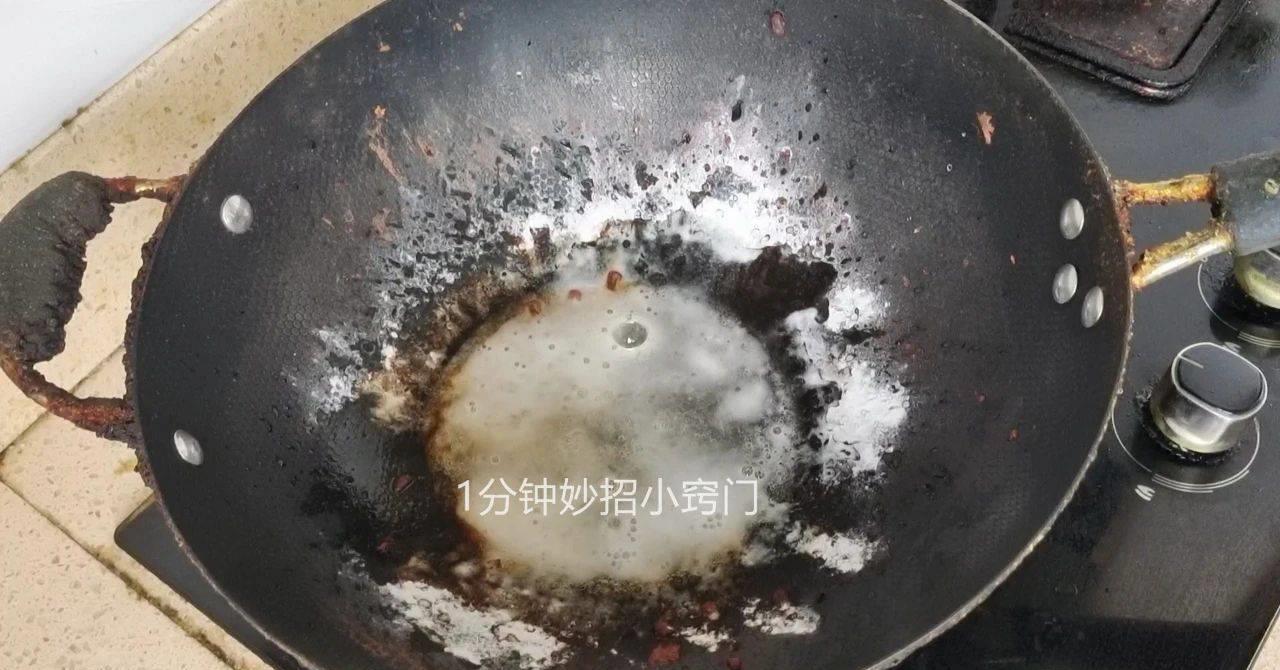 锅烧黑糊已经用钢丝球刷了怎么办,锅底烧糊了怎样去糊