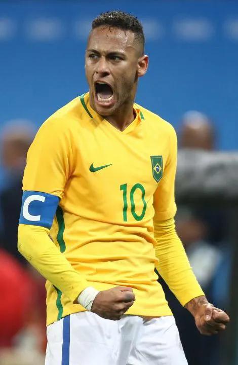 内马尔足球事迹,内马尔踢球的故事