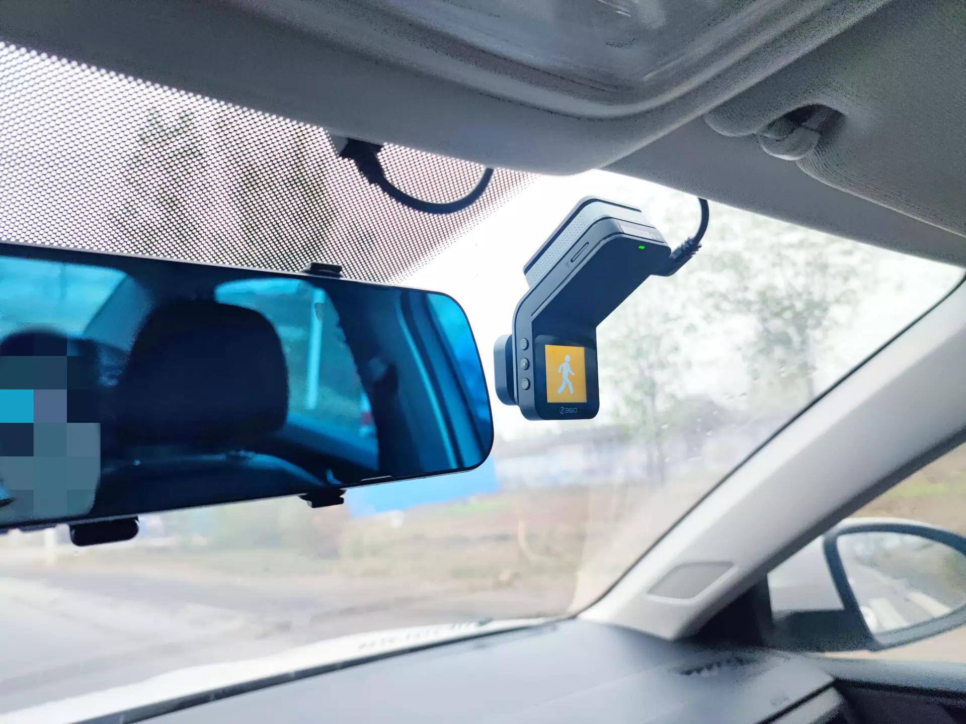 g900行车记录仪测评视频,四镜头360行车记录仪