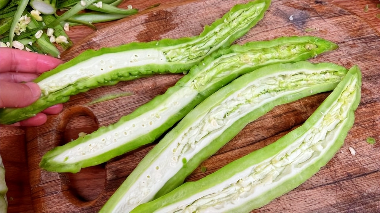 霜降前一定要摘窝瓜,霜降前吃苦瓜