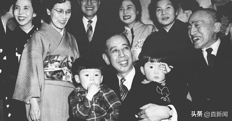 安倍晋三最后时刻,安倍晋三黑白素描肖像