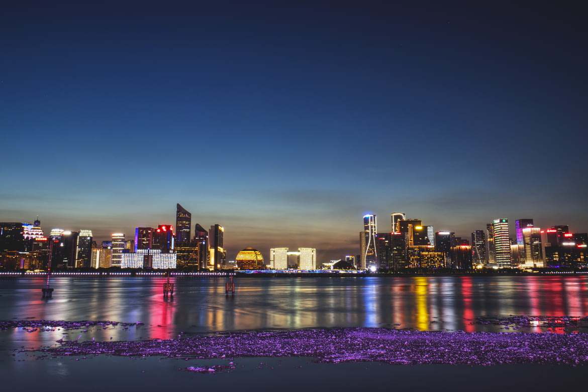 杭州和北京比哪个地方生活消费高,最挣钱的城市杭州