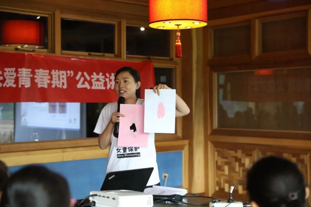 你嫌教育太早坏人不嫌你孩子太小,你认为孩子性教育重要吗