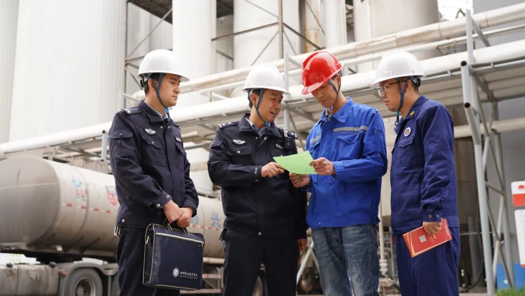 基层治安治理与矛盾风险预防化解,全力维护辖区治安大力排查矛盾