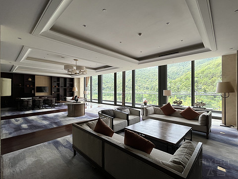 大理希尔顿酒店住宿价格表,大理实力希尔顿酒店