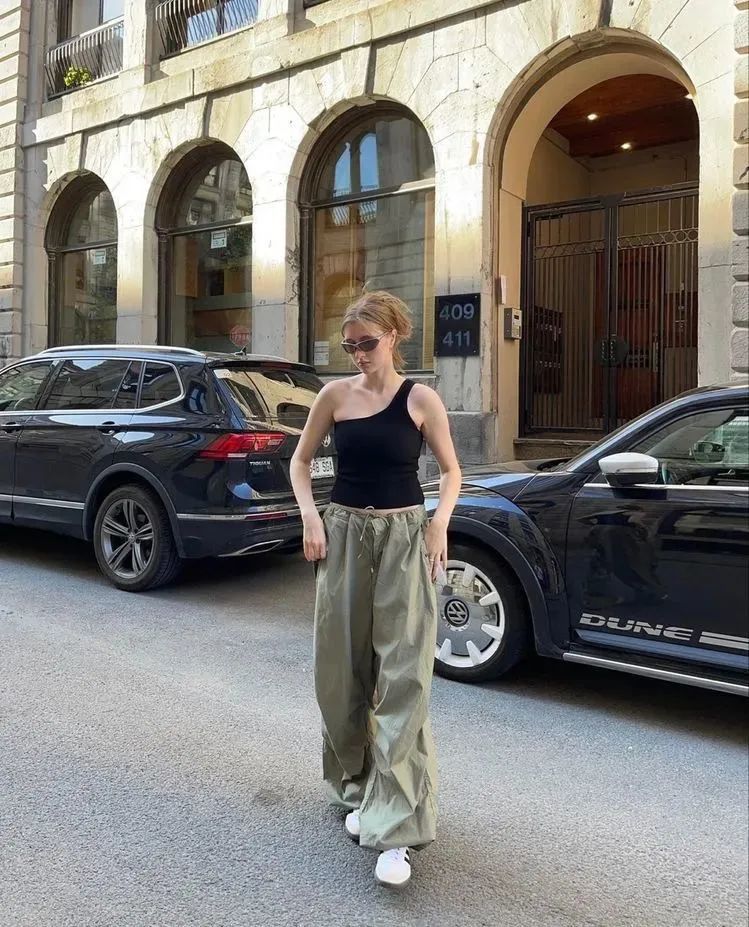 如获至宝的阔腿裤穿搭精髓,一年四季窄版阔腿裤穿搭