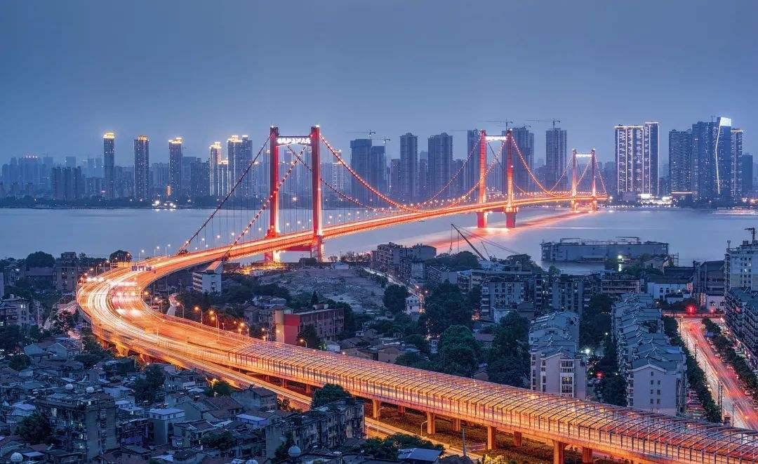 暴走武汉，我们总结了5大商业关键词