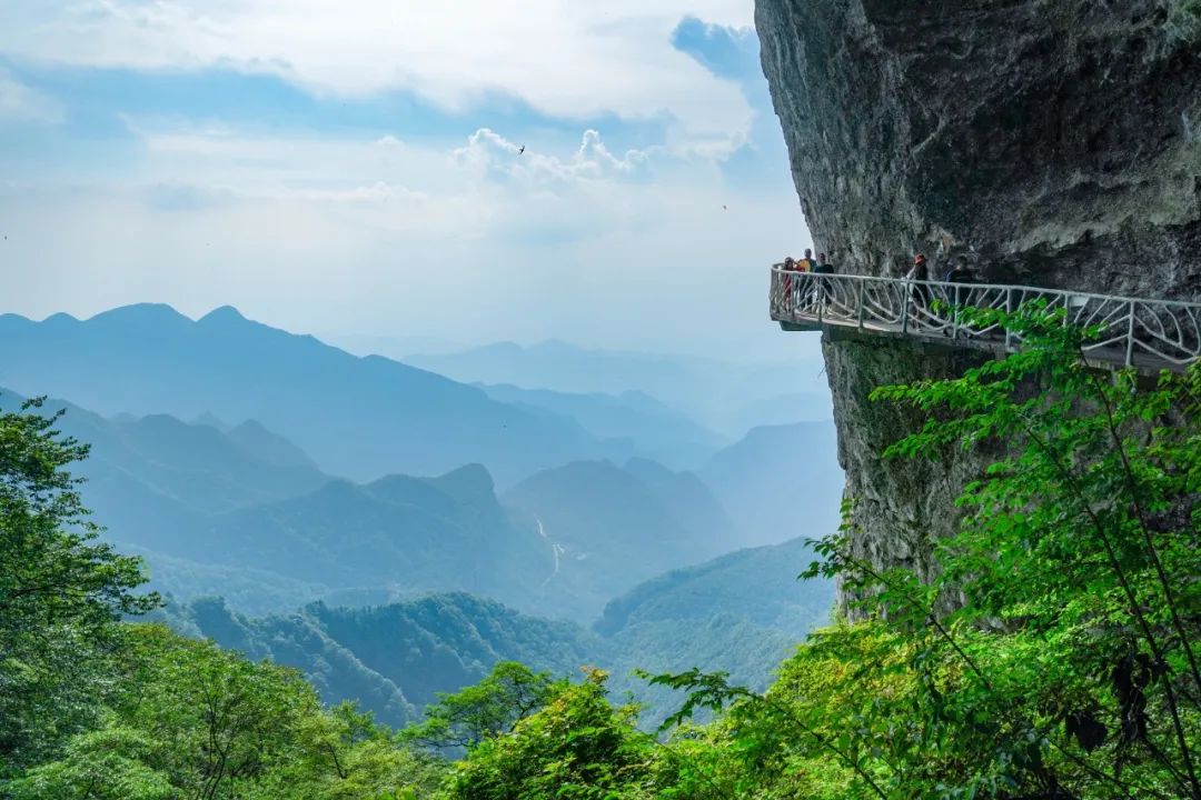 金佛山景区内温泉,金佛山温泉度假村泡温泉
