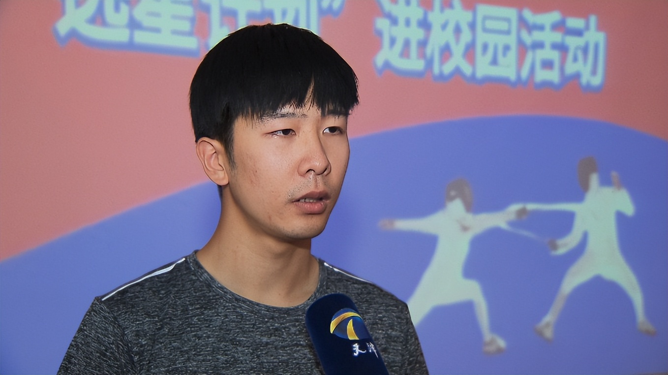 “锋芒计划”进校园走进滨海开发区国际和泰达实验