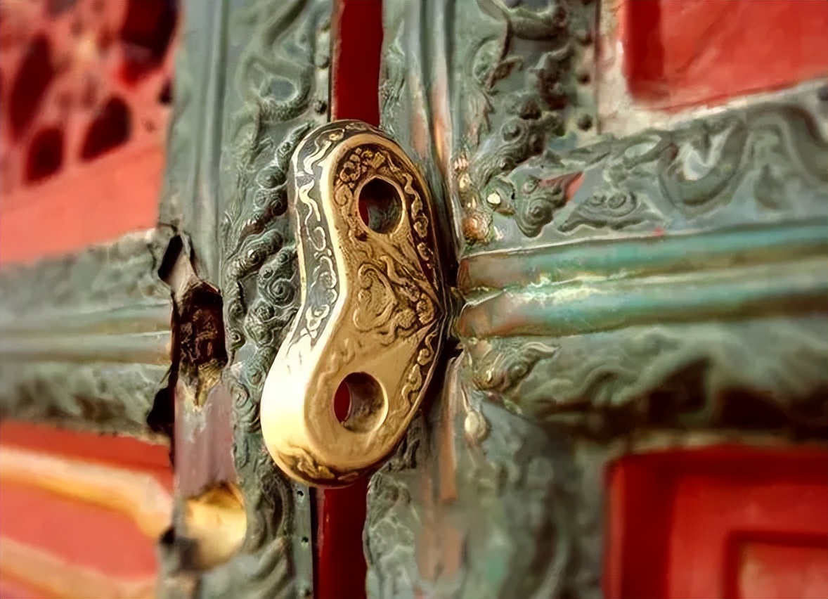 明清时期的各种铜铁锁,手工精致古代金锁