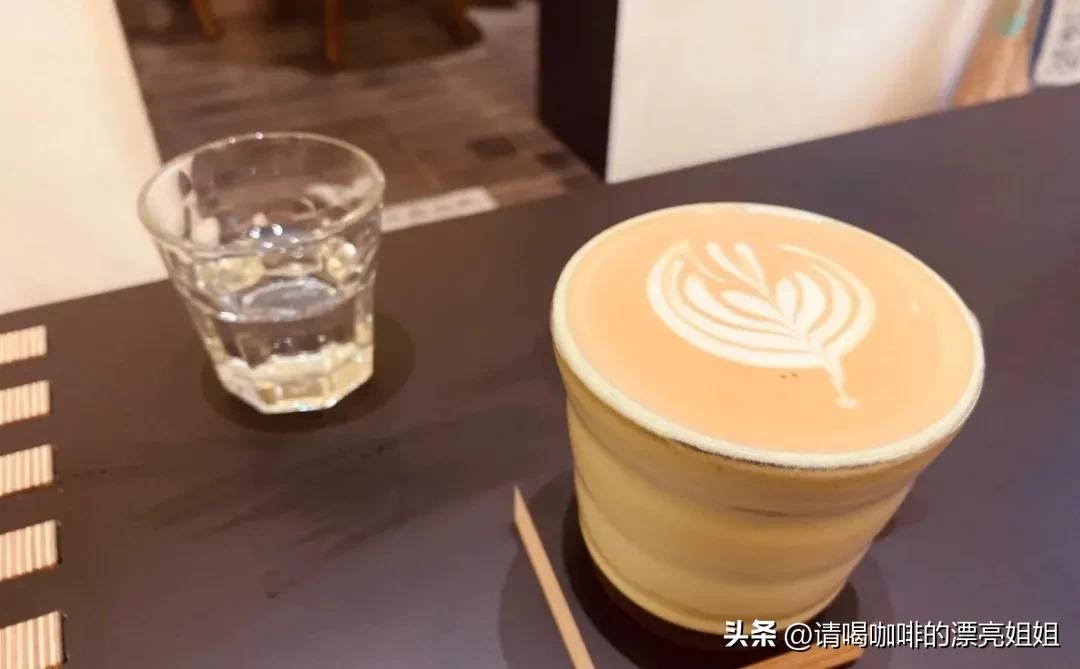 咖啡店常用的拿铁牛奶 (咖啡店用什么牛奶比较好)