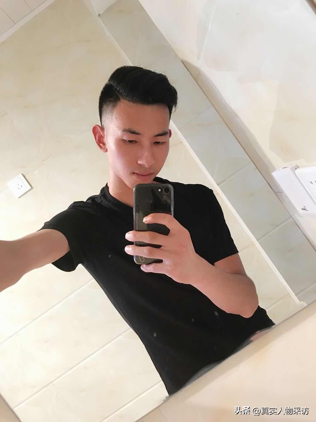 一年卖300万张饼赚多少钱,19岁创业卖饼一天赚多少钱