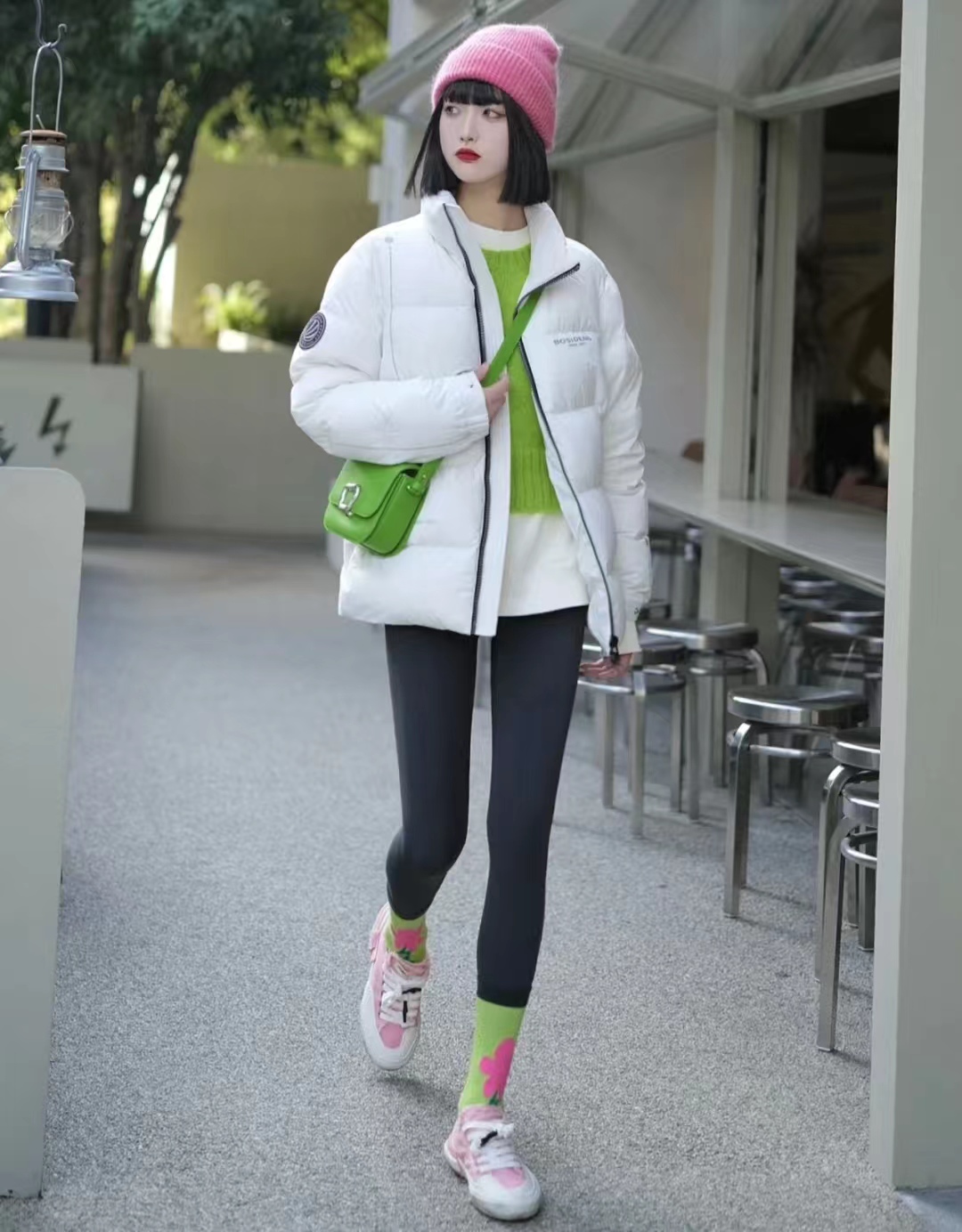 时尚洋气羽绒服穿搭,2023年羽绒服最洋气穿搭