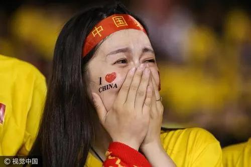 看卡塔尔世界杯解说员激动,看卡塔尔世界杯的仪式感