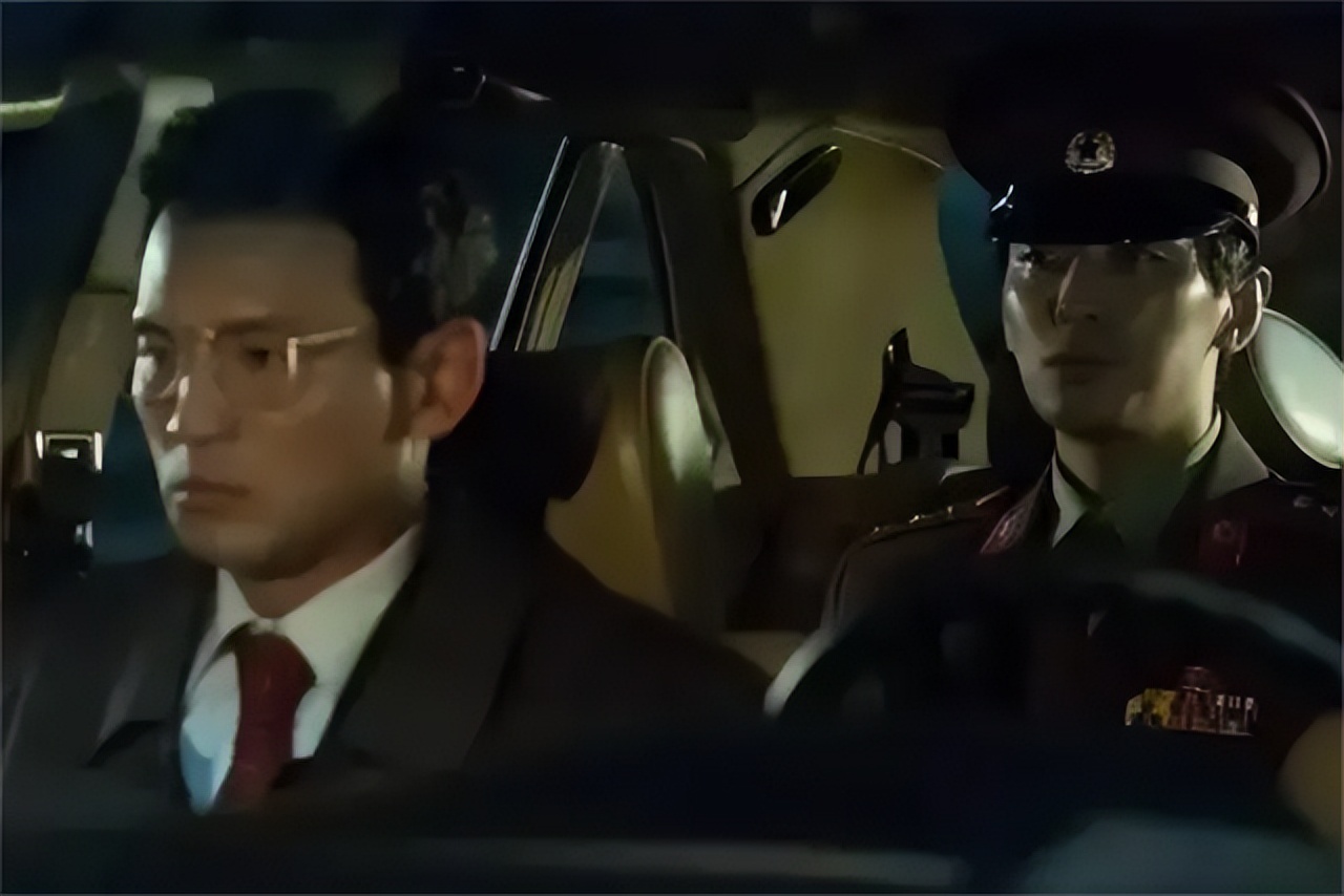 96年，韩国最强特工会见朝鲜领袖前：强忍痛苦将*听窃**器塞入尿道