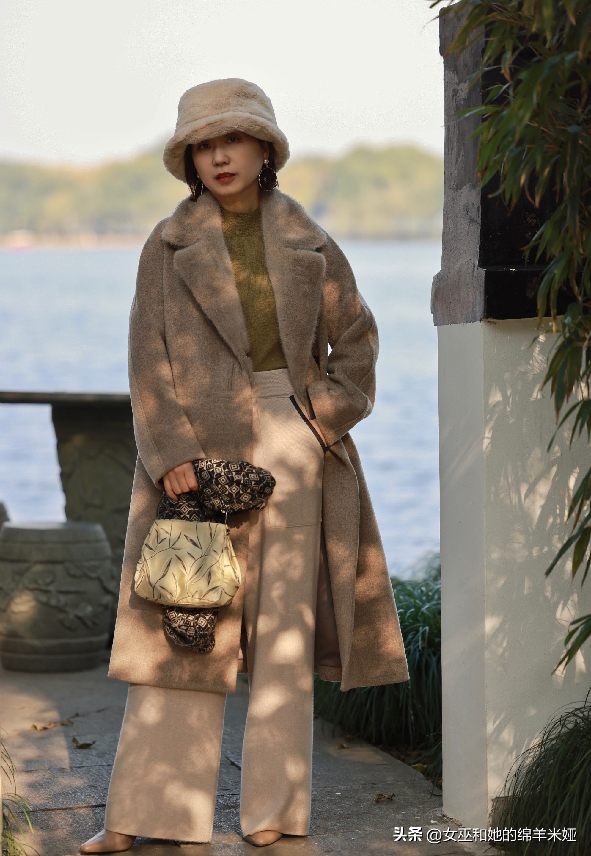 冬天怎么挑选衣服,冬天大衣什么颜色好看