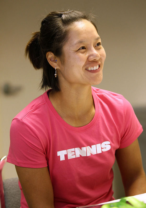 李娜澳网姜山,李娜的成就背后离不开姜山的支持