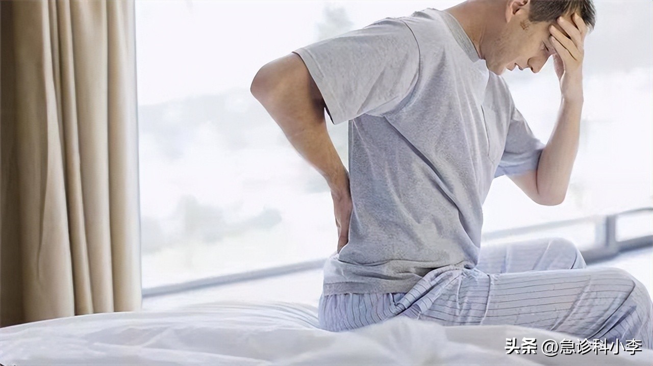 酒瘾烟瘾和毒瘾,酒瘾烟瘾哪个危害更大