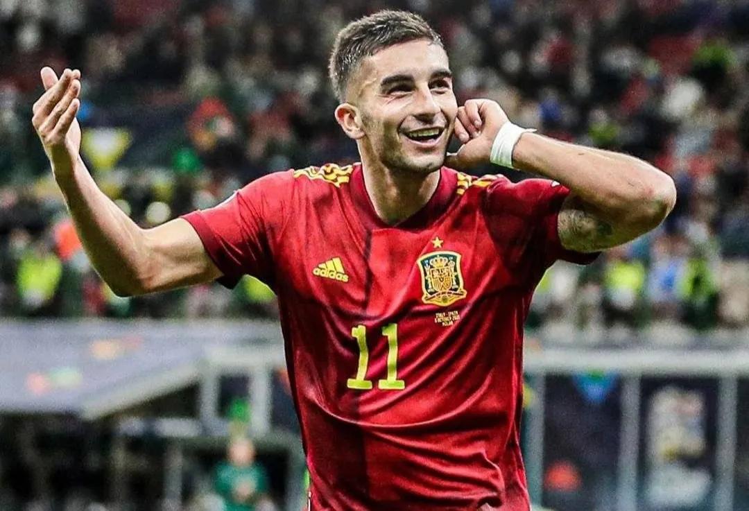 欧洲足球英超转会汇总,曼城巴萨最新交易消息