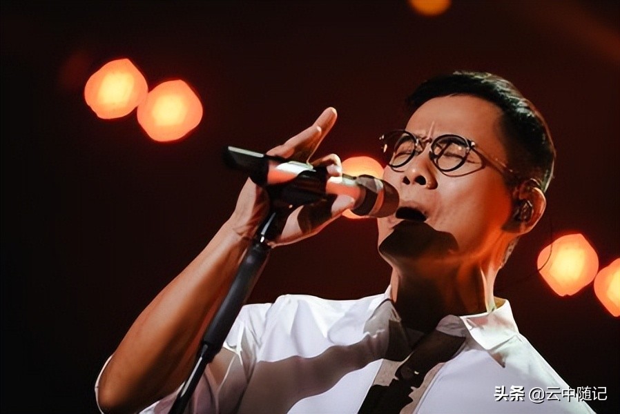 台湾摇滚第一人罗大佑，被当局禁掉五首歌曲，他究竟经历了什么？