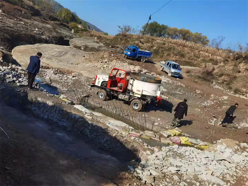 移动式砼搅拌机,移动式混凝土搅拌设备型号