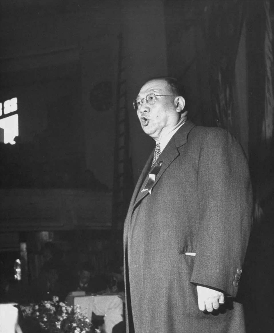 孔祥熙最后在哪里去世的,民国四大家族孔祥熙结局