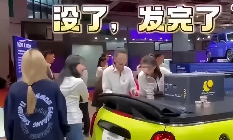 冰淇淋可以不吃但腰杆一定要硬,冰淇淋可以在吃饭的时候吃吗