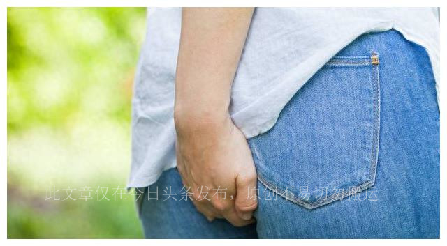 21岁大学生确诊“外阴癌”，后悔痛哭：都怪自己太无知，不懂爱惜