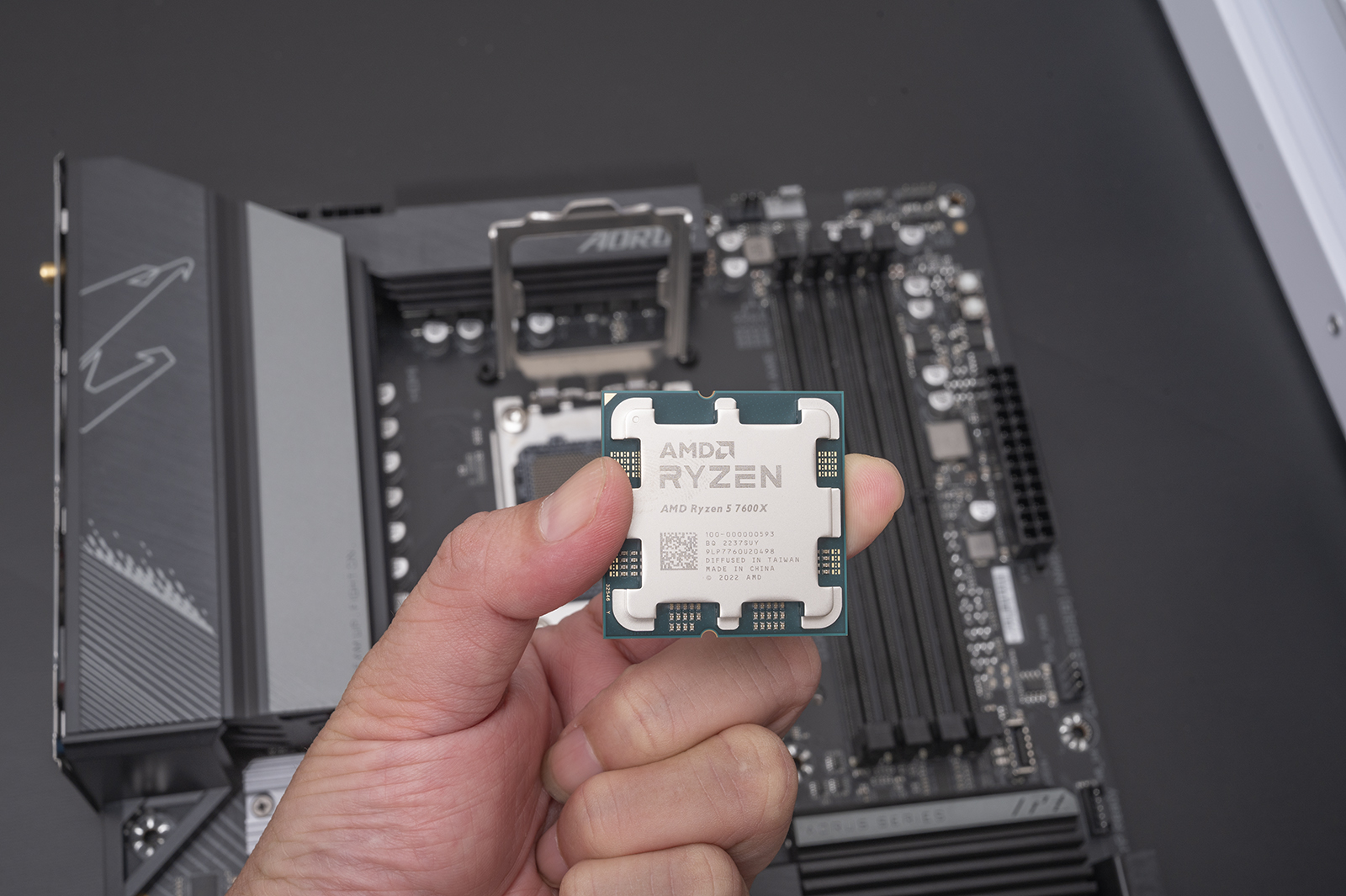 金百达ddr56000频率内存条测评,内存ddr5金百达银爵怎么样