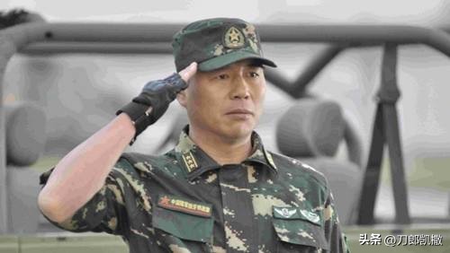 我是特种兵退役十年,我是特种兵13年后重回部队