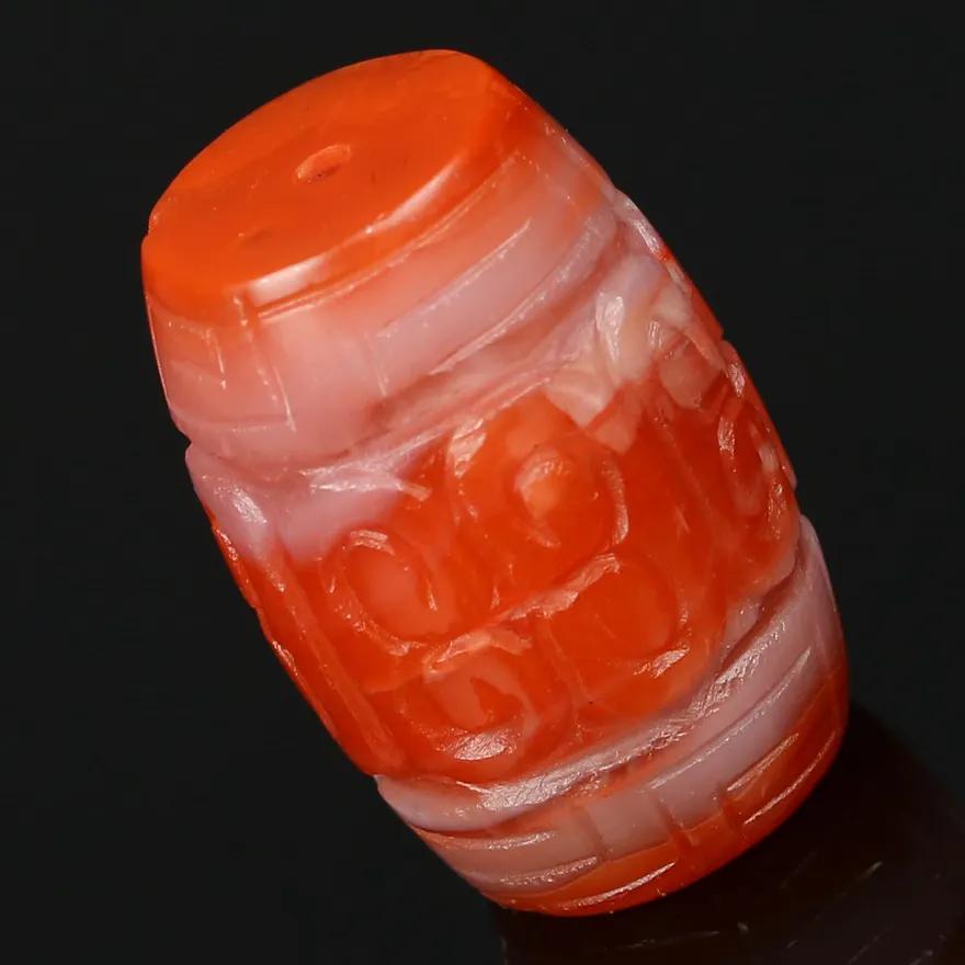 说南红玛瑙是“破石头”的点进来，1800字告诉你什么是南红玛瑙！